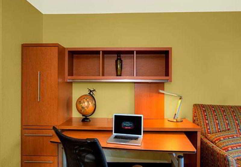 Towneplace Suites Manchester-Boston Regional Airport Kültér fotó